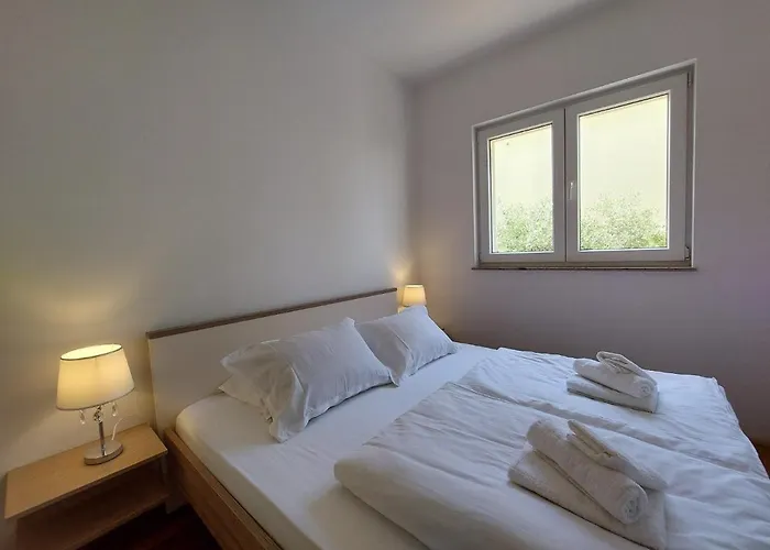 In Insel Krk 13179 شقة مالينسكا