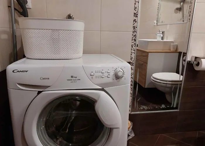 In Insel Krk 13179 مالينسكا