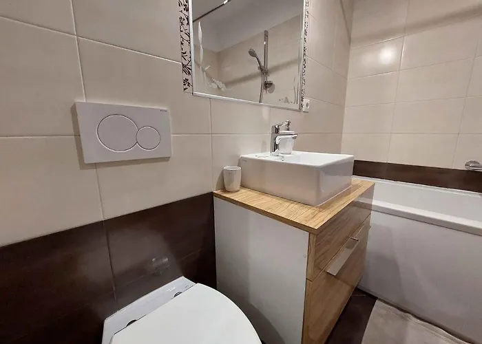 In Insel Krk 13179 مالينسكا